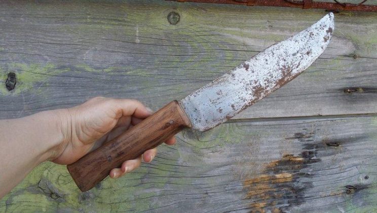 The Various Methods To Remove Rust From Kitchen Knives