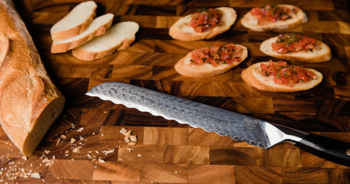 how to eat bread with fork and knife