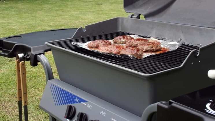 Master the Perfect Flat Iron Steak on a Gas Grill