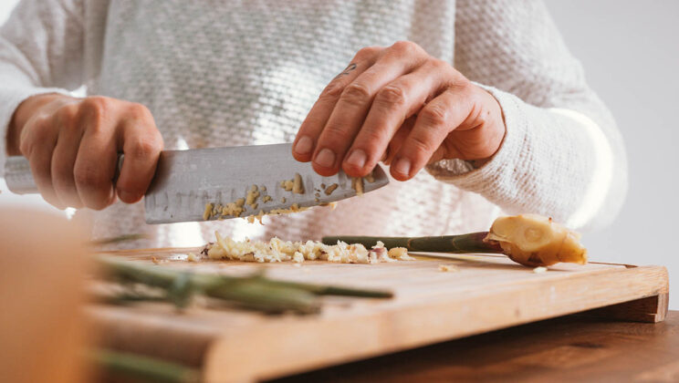 How to Disinfect Wood Cutting Boards: Its Here Big Approved Technology