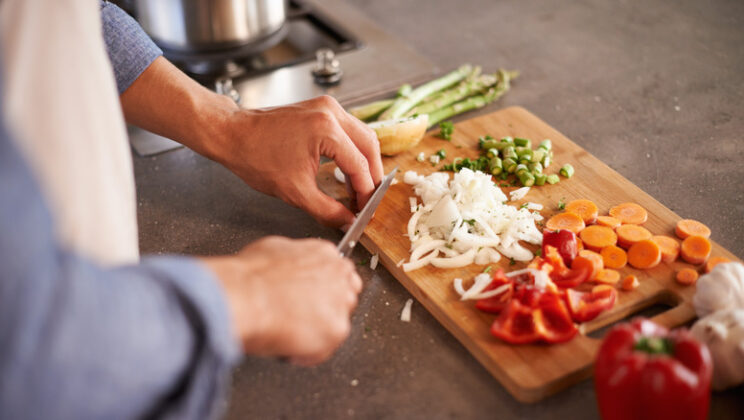 How to Make a 3D Cutting Board: A Tremendous Guide to Delighted Kitchen Pros