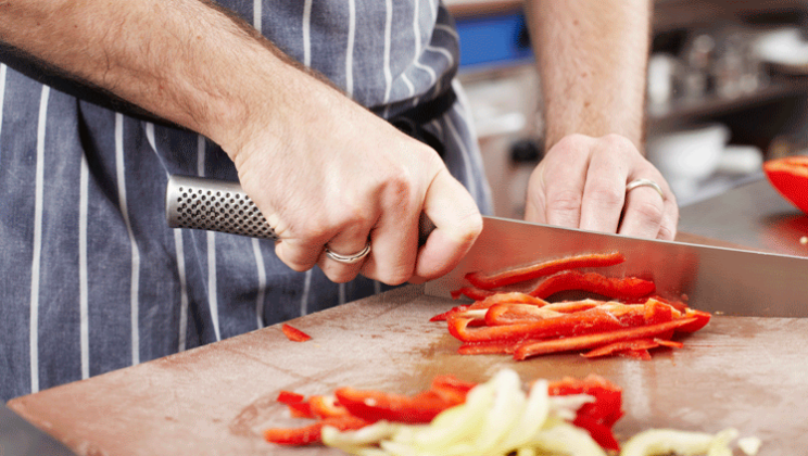 Enjoy Tremendous Results: How to Paint a Cutting Board to Make It Look Big and Approved