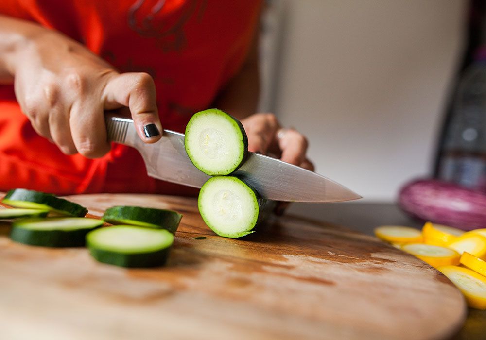 what is the hole in a cutting board for