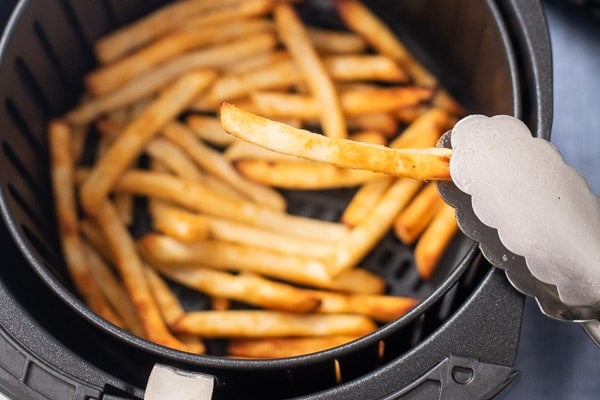 how to cook a pork chop in an air fryer