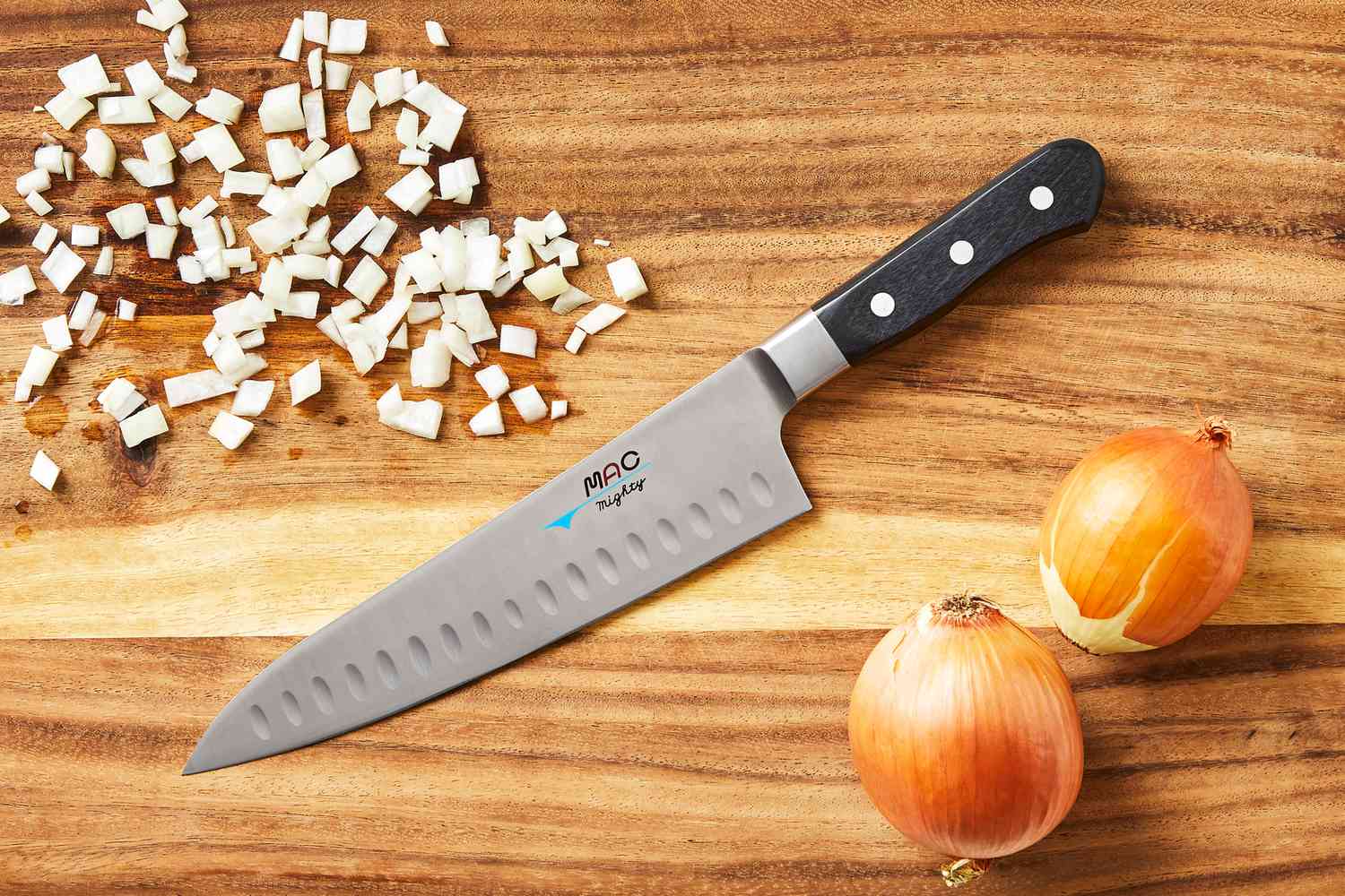 how to carry a chef knife set