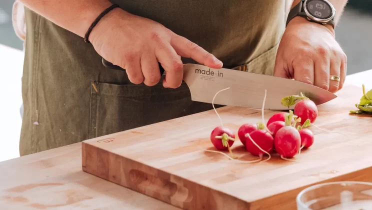 How to Cut Properly with a Knife? It’s Here with Terrific Tips