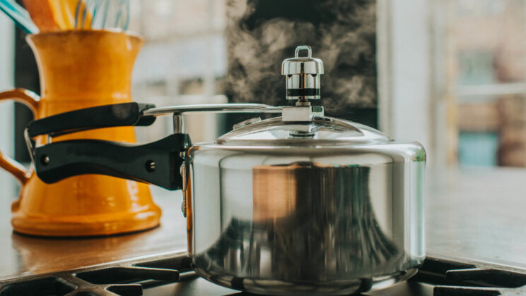 how to cook beef cheeks pressure cooker