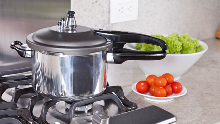 how to cook chuck roast in pressure cooker