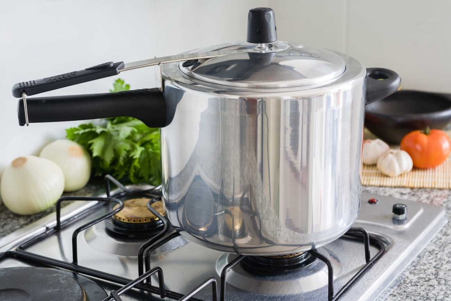 how to cook wild rice in a pressure cooker