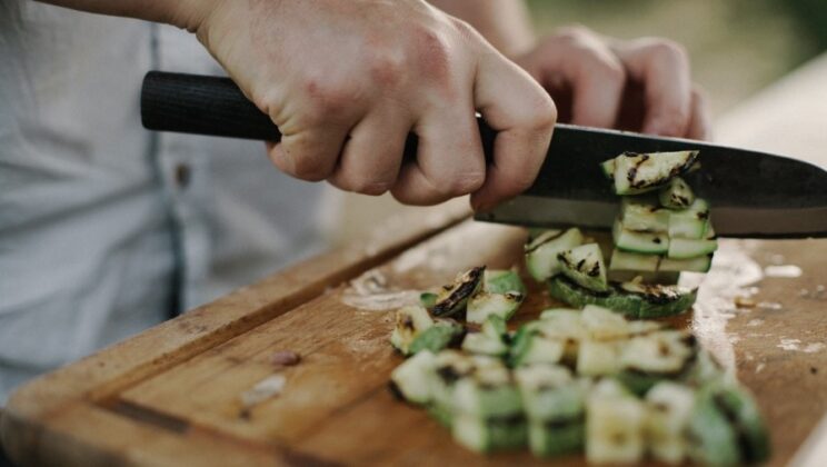 Chef Tested Damascus Knives: A Kitchen Essential