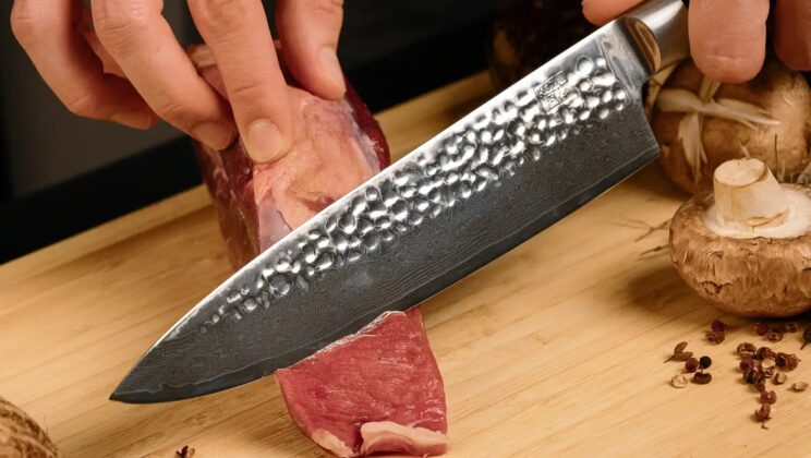 Damascus Knife for Vegetable Chopping: Pros and Cons
