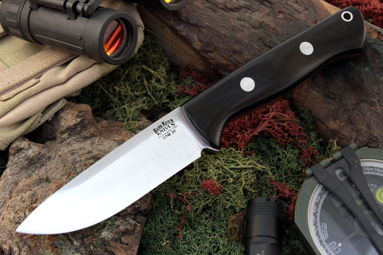 Skeletonized fixed blade knife