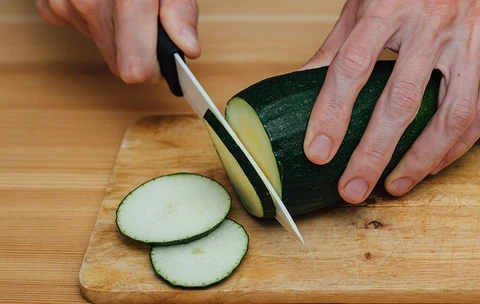 ceramic knife edge retention explained Ceramic Knife Edge Retention Explained: Why They Stay Sharp
