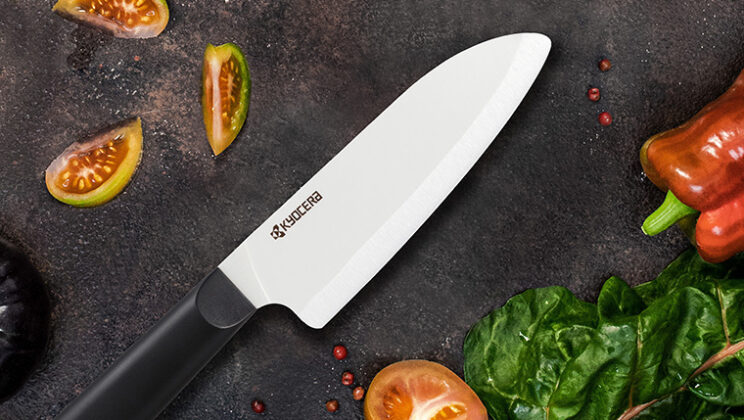 Ceramic Knife vs Wood Cutting Board: The Best Surface to Use