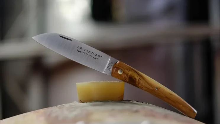 How to Store Knives in Drawers Safely